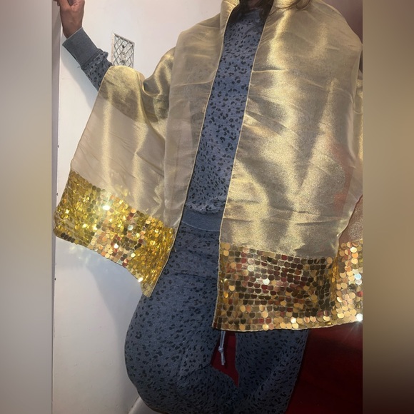 Gold Sequin Shawl - Picture 1 of 2
